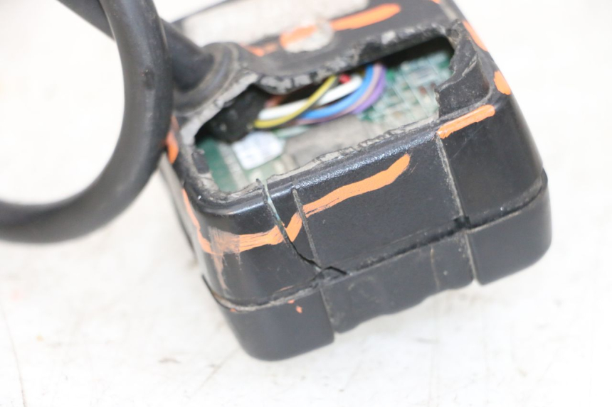 photo de TACHOMETER  YAMAHA YFM R RAPTOR 250 (2008 - 2014) - Alternative Perspektive