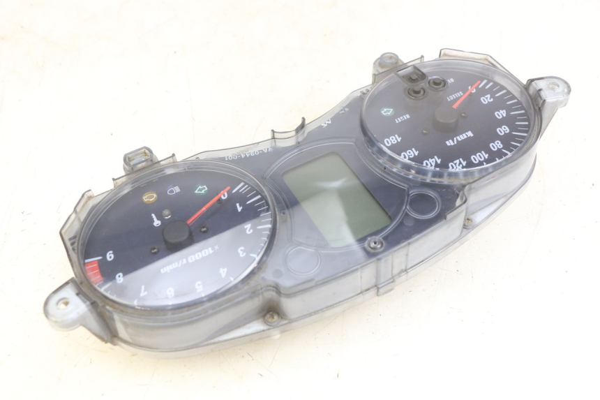 photo de TACHOMETER YAMAHA YP MAJESTY 400 (2004 - 2008) - Alternative Perspektive