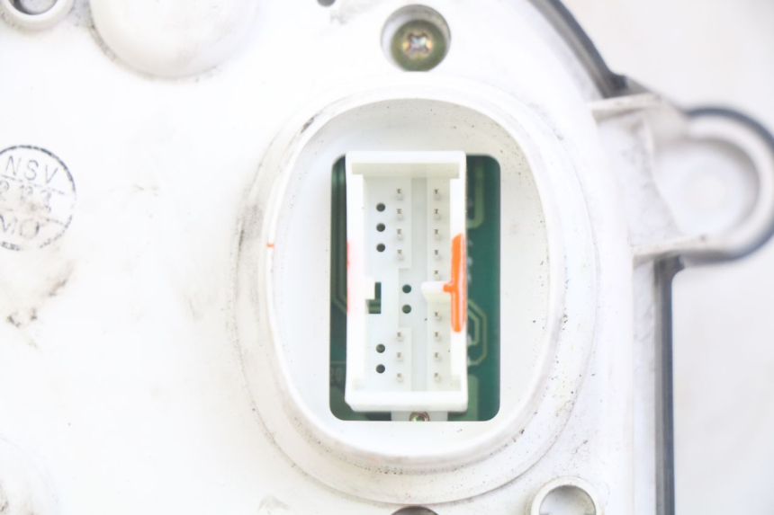 photo de TACHOMETER YAMAHA YP MAJESTY 400 (2004 - 2008) - Oberflächenzustand und Material