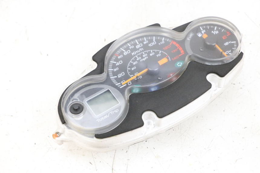 photo de TACHOMETER YAMAHA YP MAJESTY 125 (2002 - 2006) - Gesamtansicht des Produkts