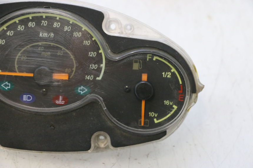 photo de TACHOMETER YAMAHA YP MAJESTY 125 (2002 - 2006) - Hauptansicht