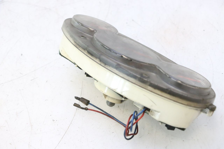 photo de TACHOMETER  YAMAHA YP MAJESTY 125 (1998 - 2001) - Charakteristische Merkmale