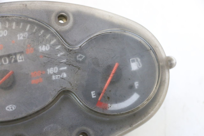 photo de TACHOMETER  YAMAHA YP MAJESTY 125 (1998 - 2001) - Alternativer Blickwinkel