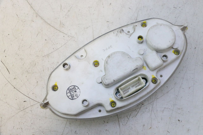 photo de TACHOMETER YAMAHA YP MAJESTY 125 (2002 - 2006) - Alternative Perspektive