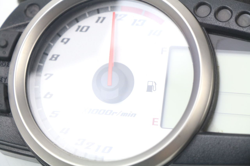 photo de TACHOMETER  KAWASAKI Z ABS 750 (2007 - 2013) - Zoom auf Gebrauchszustand