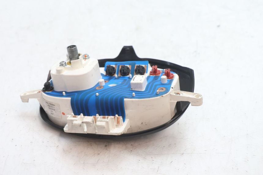 photo de TACHOMETER PIAGGIO ZIP 2T 50 (2009 - 2019) - Oberflächenzustand und Material