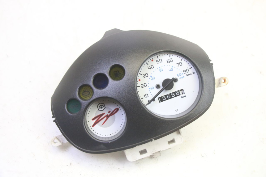 photo de TACHOMETER PIAGGIO ZIP 4T 50 (2018 - 2020) - Hauptansicht