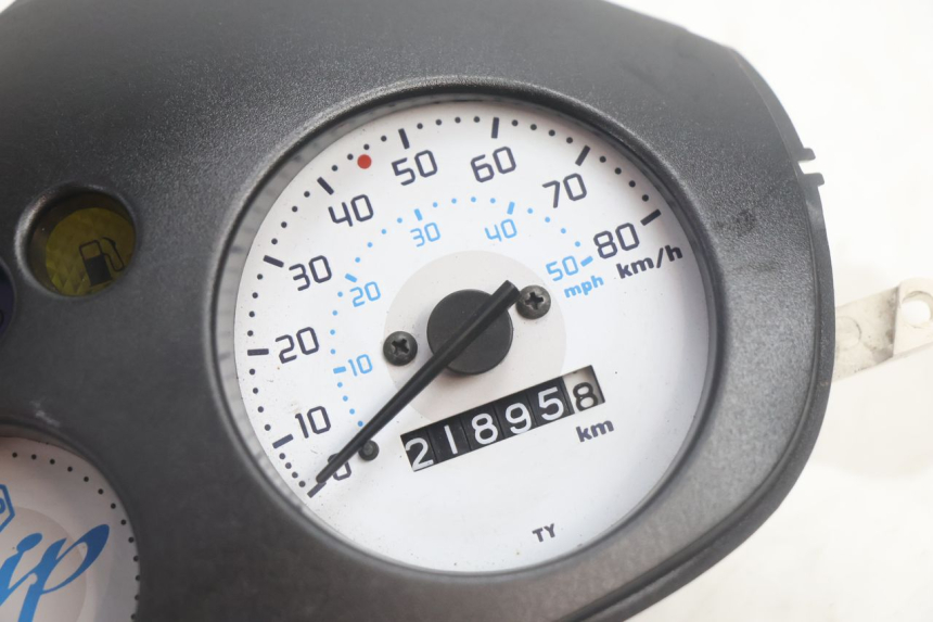 photo de TACHOMETER  PIAGGIO ZIP 4T 50 (2006 - 2017) - Alternative Perspektive