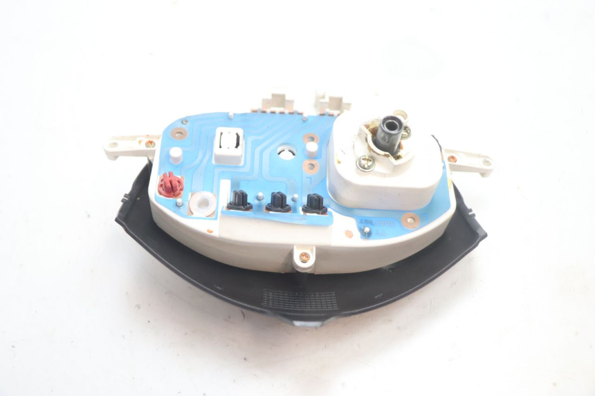 photo de TACHOMETER  PIAGGIO ZIP 4T 50 (2006 - 2017) - Oberflächenzustand und Material