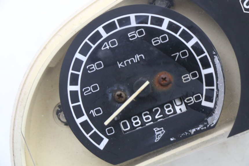 photo de TACHOMETER  PIAGGIO ZIP RST 50 (1996 - 1998) - Detailansicht des Bauteils