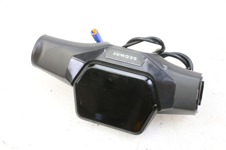 photo de TACHOMETER  SEGWAY NINEBOT ZT3 PRO 1 - Weitere Ansicht des Artikels