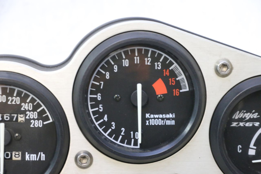 photo de TACHOMETER KAWASAKI ZX-6R ZX6R 600 (1995 - 1997) - Weitere Ansicht des Artikels