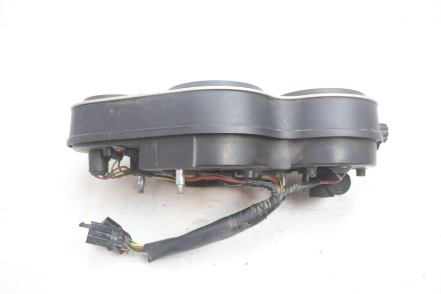 photo de TACHOMETER KAWASAKI ZX-6R ZX6R 600 (1995 - 1997) - Oberflächenzustand und Material