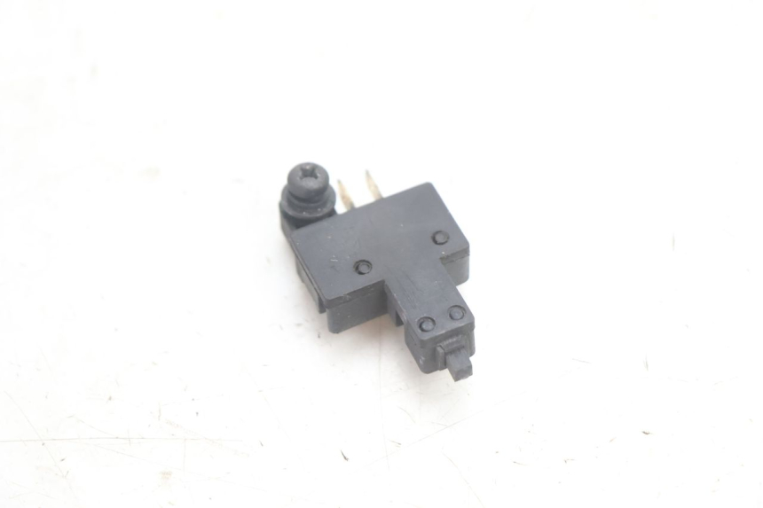 photo de KUPPLUNGSSCHALTER HONDA VFR FI RC46 800 (1998 - 2001) - Detailansicht des Bauteils