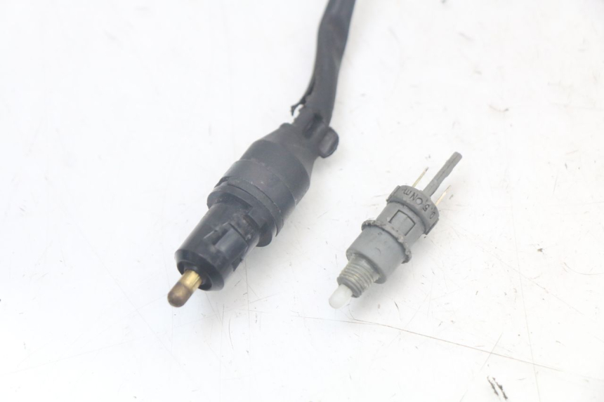 photo de BREMSLICHTSCHALTER QUADRO 3D S 350 (2013 - 2018) - Detailansicht des Bauteils