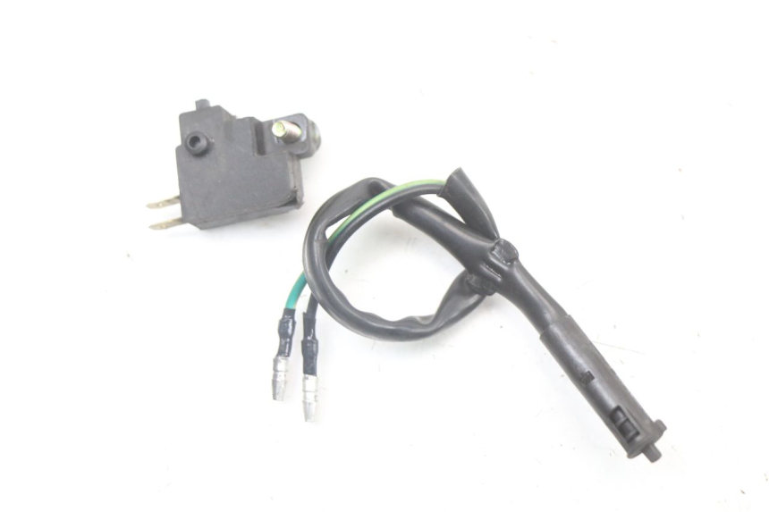 photo de BREMSLICHTSCHALTER KYMCO AGILITY 4T 50 (2005 - 2018) - Detailansicht des Bauteils