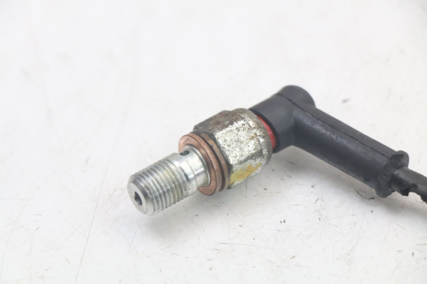 photo de RÜCKLICHT-BREMSLICHTSCHALTER QUADRO 3D S 350 (2013 - 2018) - Detailansicht des Bauteils