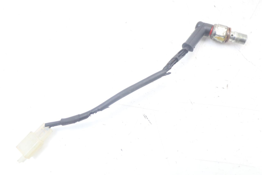 photo de RÜCKLICHT-BREMSLICHTSCHALTER QUADRO 3D S 350 (2013 - 2018) - Zoom auf Gebrauchszustand