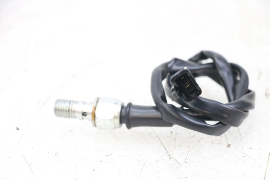 photo de BREMSLICHTSCHALTER HINTEN ARCHIVE CAFE RACER 4T 50 (2019 - 2024) - Detailansicht des Bauteils