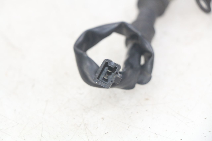 photo de RÜCKLICHT-BREMSLICHTSCHALTER HONDA CBR F SC25 1000 (1989 - 1992) - Zoom auf Gebrauchszustand