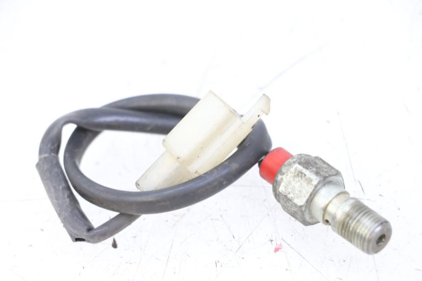 photo de BREMSLICHTSCHALTER HINTEN DERBI SENDA R X-TREME 50 (2006 - 2010) - Hauptansicht