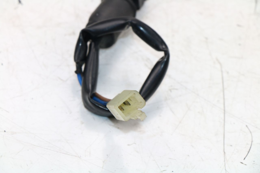 photo de BREMSLICHTSCHALTER HINTEN KAWASAKI ER-6 ER6 N ABS 650 (2005 - 2009) - Zoom auf Gebrauchszustand