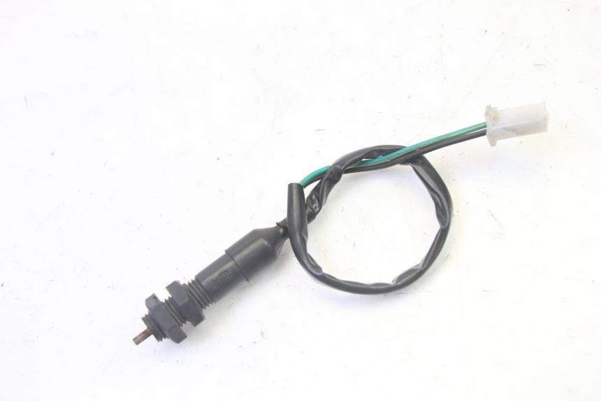 photo de BREMSLICHTSCHALTER HINTEN STAHO FH 50 (2018 - 2019) - Zoom auf Gebrauchszustand