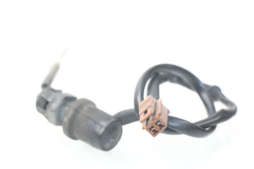 photo de RÜCKLICHT-BREMSLICHTSCHALTER YAMAHA FJR ABS 1300 (2006 - 2012) - Zoom auf Gebrauchszustand