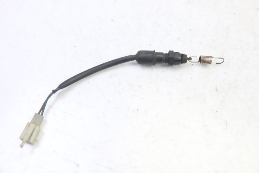 photo de BREMSLICHTSCHALTER HINTEN KYMCO GRAND DINK 125 (2002 - 2007) - Zoom auf Gebrauchszustand