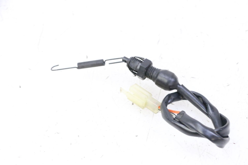 photo de BREMSLICHTSCHALTER HINTEN SUZUKI GSR 750 (2011 - 2017) - Alternative Perspektive