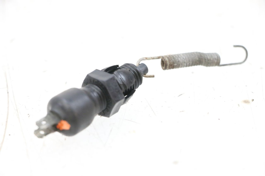 photo de BREMSLICHTSCHALTER HINTEN SUZUKI GSXR GSX-R 1000 (2003 - 2004) - Detailansicht des Bauteils