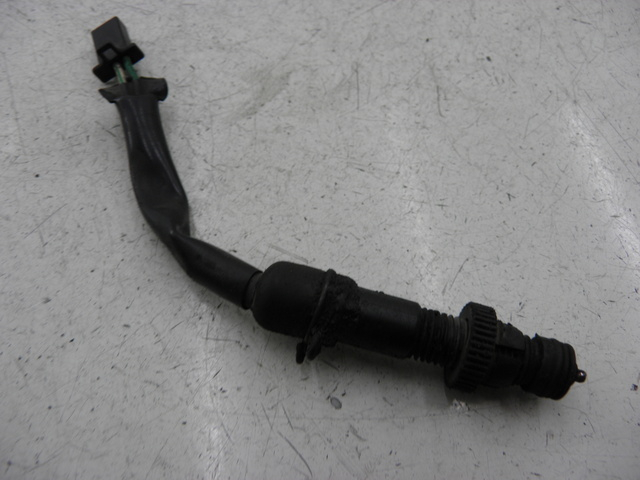 photo de BREMSLICHTSCHALTER HINTEN HONDA CB 500 (1993 - 1996) - Hauptansicht