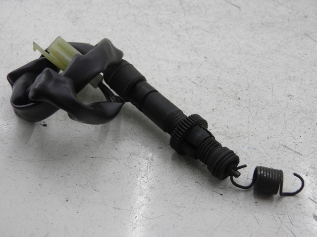 photo de BREMSLICHTSCHALTER HINTEN HONDA CB F HORNET 600 (2002 - 2004) - Detailansicht des Bauteils