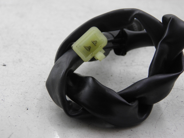 photo de BREMSLICHTSCHALTER HINTEN HONDA CB F HORNET 600 (2002 - 2004) - Alternative Perspektive