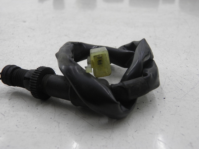 photo de BREMSLICHTSCHALTER HINTEN HONDA NTV DEAUVILLE 650 (2001 - 2006) - Zoom auf Gebrauchszustand