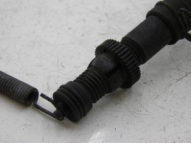 photo de BREMSLICHTSCHALTER HINTEN HONDA VT C SHADOW 125 (1999 - 2007) - Detailansicht des Bauteils