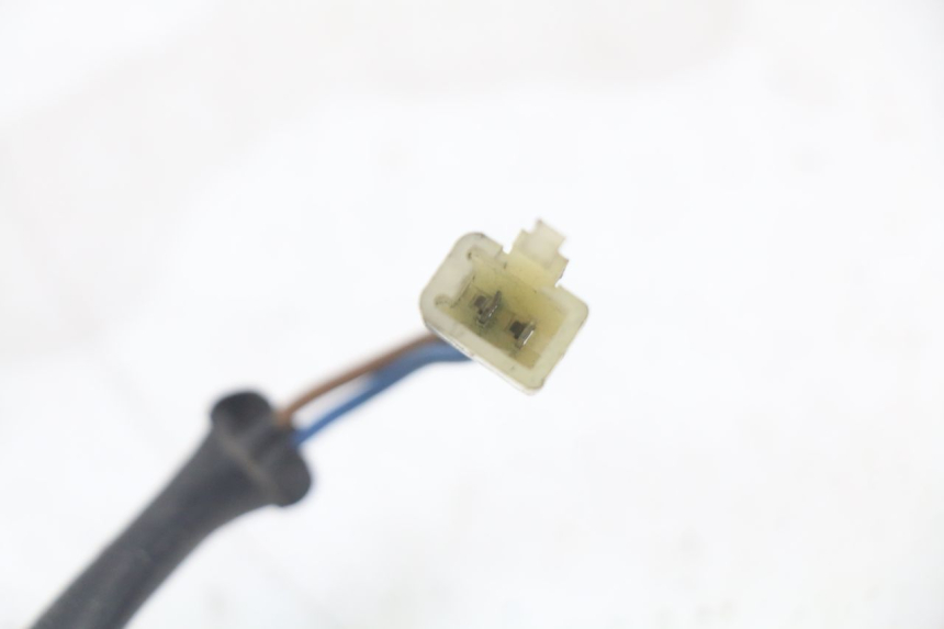 photo de BREMSLICHTSCHALTER HINTEN KAWASAKI ZR7 ZR-7 S 750 (1999 - 2004) - Alternative Perspektive