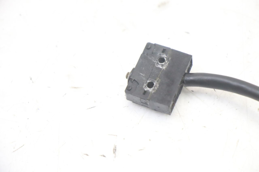 photo de BREMSLICHTSCHALTER HINTEN PEUGEOT SATELIS COMPRESSOR K15 125 (2006 - 2009) - Zoom auf Gebrauchszustand