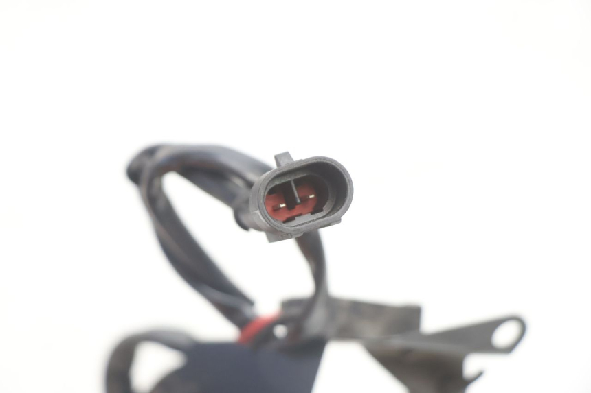 photo de BREMSLICHTSCHALTER HINTEN CAN-AM SPYDER RS 1000 (2008 - 2012) - Technische Nahaufnahme