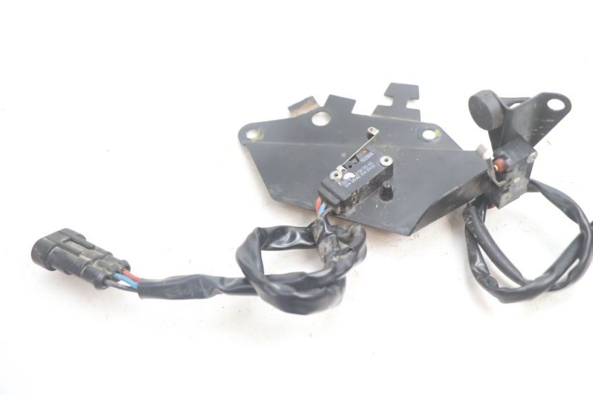 photo de BREMSLICHTSCHALTER HINTEN CAN-AM SPYDER RS 1000 (2008 - 2012) - Gesamtansicht des Produkts