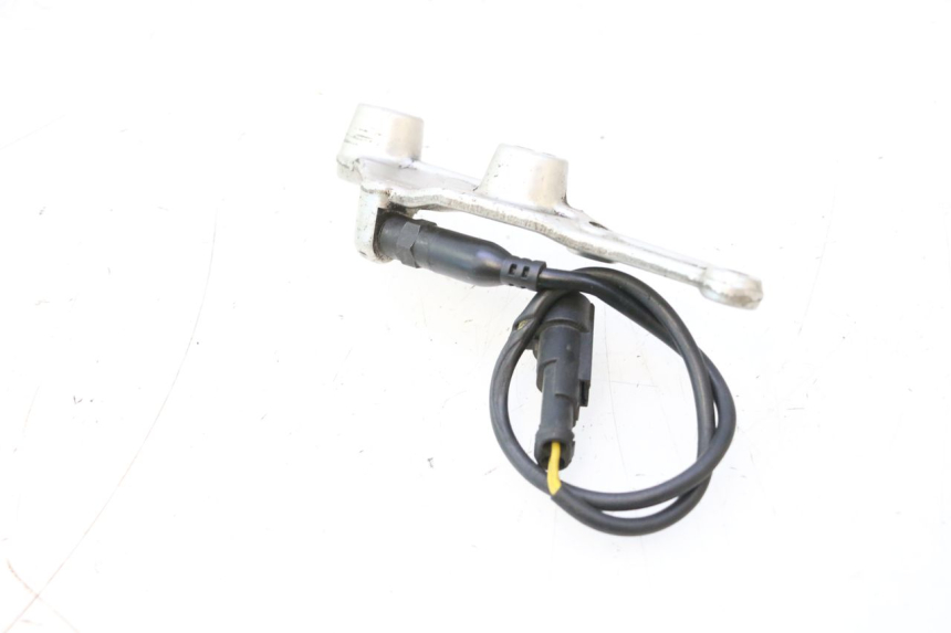 photo de BREMSLICHTSCHALTER HINTEN DUCATI SS IE DS CARENEE 1000 (2002 - 2006) - Zoom auf Gebrauchszustand
