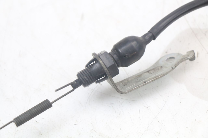 photo de RÜCKLICHT-BREMSLICHTSCHALTER SUZUKI SV N 650 (1999 - 2002) - Zoom auf Gebrauchszustand