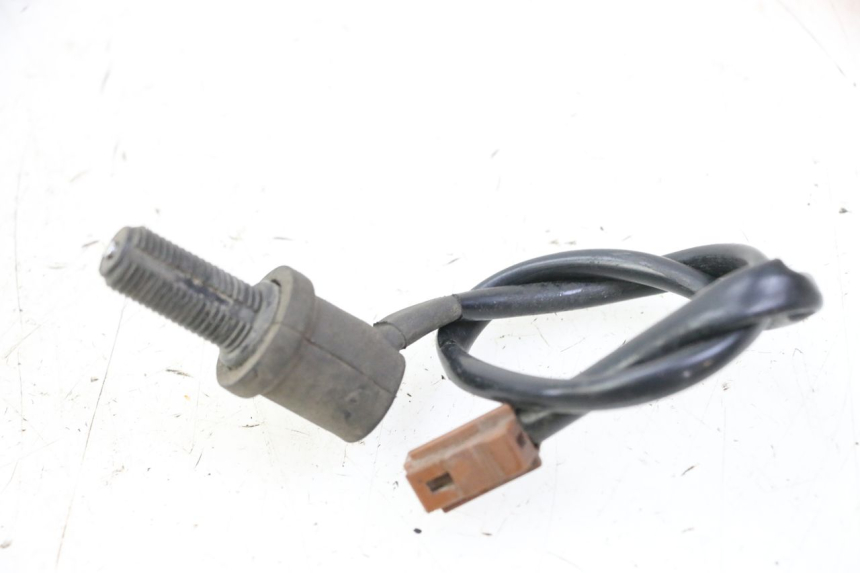 photo de BREMSLICHTSCHALTER HINTEN YAMAHA TDM ABS 900 (2002 - 2014) - Zoom auf Gebrauchszustand