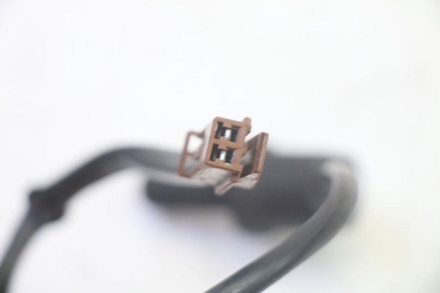 photo de BREMSLICHTSCHALTER HINTEN YAMAHA TDM ABS 900 (2002 - 2014) - Technische Nahaufnahme