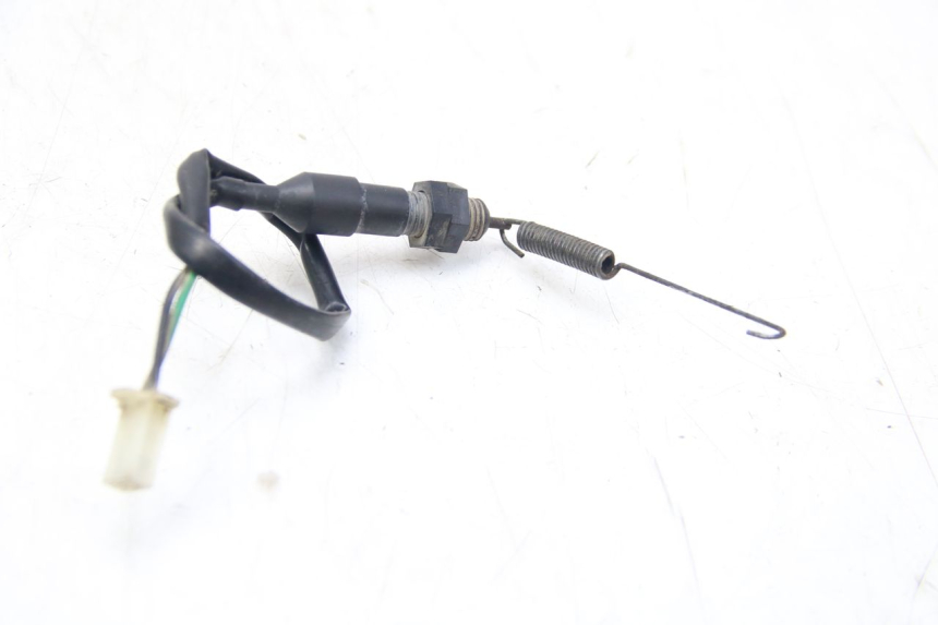 photo de RÜCKLICHT-BREMSLICHTSCHALTER SYM WOLF SB 125 (2011 - 2018) - Detailansicht des Bauteils