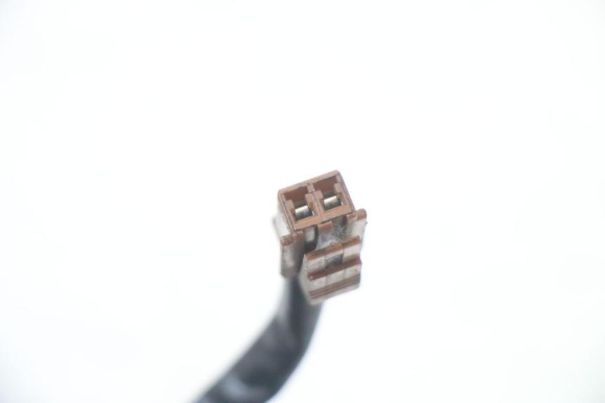 photo de BREMSLICHTSCHALTER HINTEN YAMAHA FZS FAZER 600 (2001 - 2003) - Technische Nahaufnahme