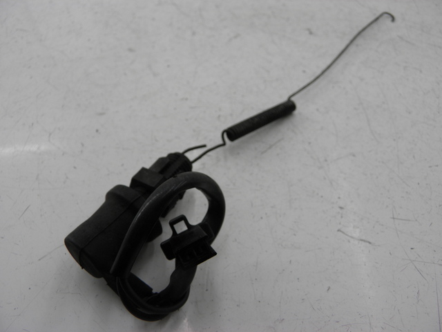 photo de BREMSLICHTSCHALTER HINTEN YAMAHA XJR 1300 (1998 - 2002) - Hauptansicht