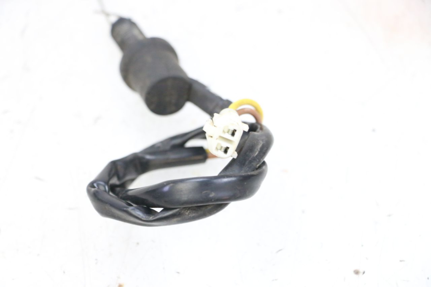photo de BREMSLICHTSCHALTER HINTEN YAMAHA YFM R RAPTOR 250 (2008 - 2014) - Zoom auf Gebrauchszustand