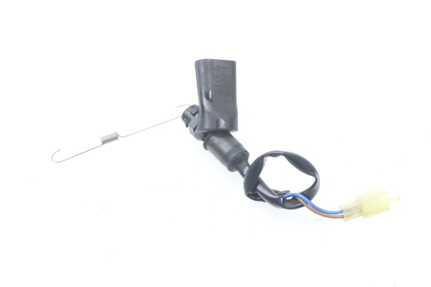 photo de BREMSLICHTSCHALTER HINTEN KAWASAKI Z ABS 750 (2007 - 2013) - Zoom auf Gebrauchszustand