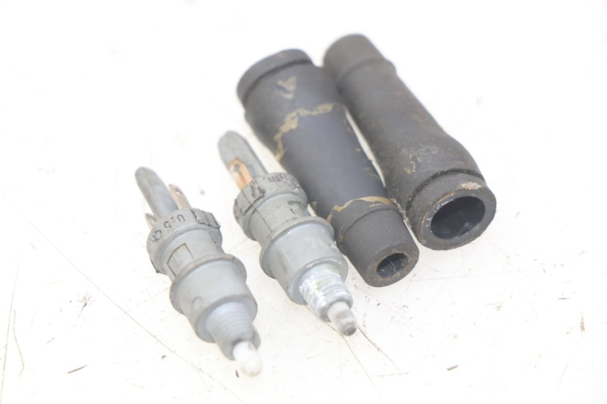 photo de BREMSLICHTSCHALTER PEUGEOT CITYSTAR 2T 50 (2018 - 2021) - Detailansicht des Bauteils